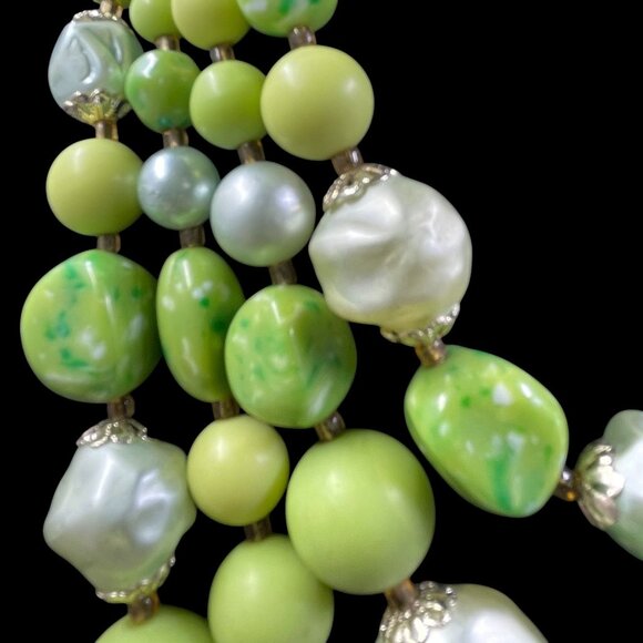 Vintage Statement Beaded Necklace Coquette Fairycore Artsy Whimsical Chunky Bold - Picture 4 of 8